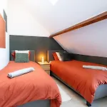 Le Refuge - 10 People, Charming Renovated Semesterbostad Manhay