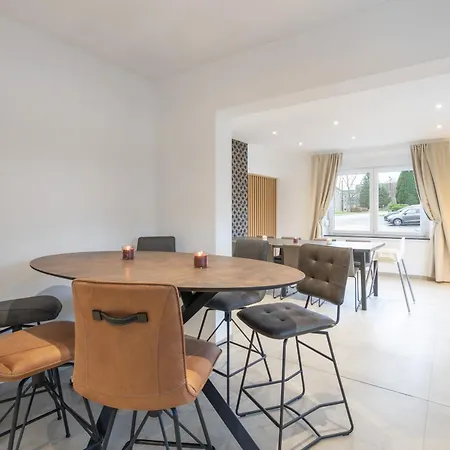 Hébergement de vacances Le Refuge - 10 People, Charming Renovated *