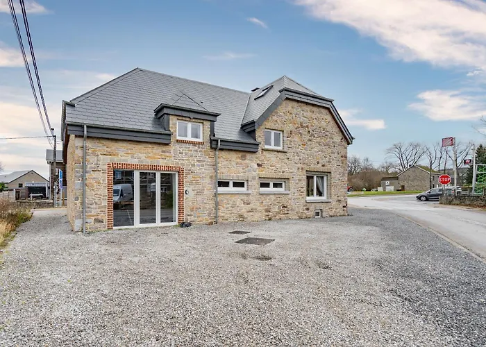 Hébergement de vacances Le Refuge - 10 People, Charming Renovated