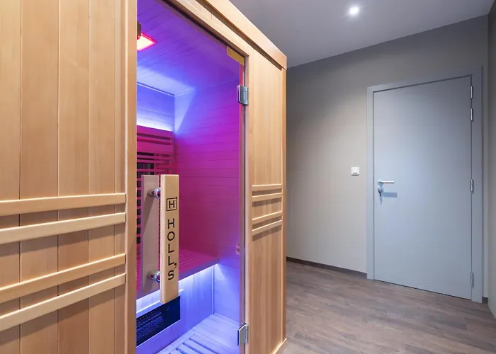 Le Refuge - 10 People, Charming Renovated Hébergement de vacances Manhay